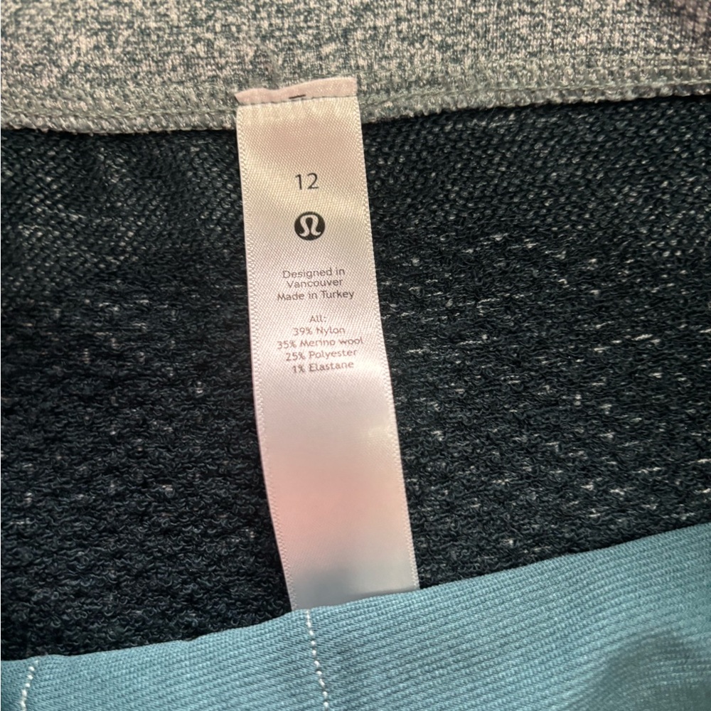 Green lululemon at ease Joggers size 12 - Picture 8 of 9